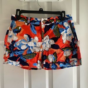 Khaki by Gap Floral Shorts size 0